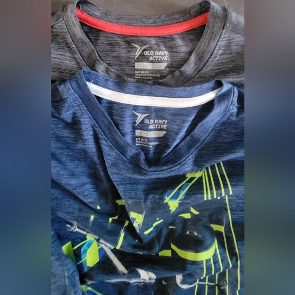 Two (2) Star Wars Long-Sleeved Old Navy Shirts Kids Size 6-7 - Picture 7 of 8